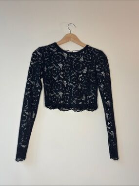 Black Lace Long-Sleeve Cropped Top